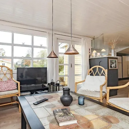 6 Person In Haarby-by Traum Brunshuse
